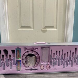 Lavender Makeup Brush Set with Case